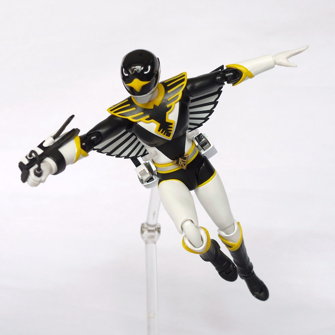 TOSHIHIDE WAKAMATSU X ANIME NYC SHFiguarts BLACK CONDOR PRE-SALE
