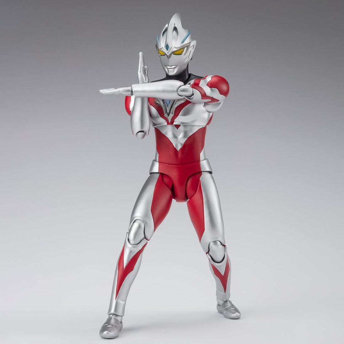 ULTRAMAN S.H. Figuarts: ULTRAMAN ARC