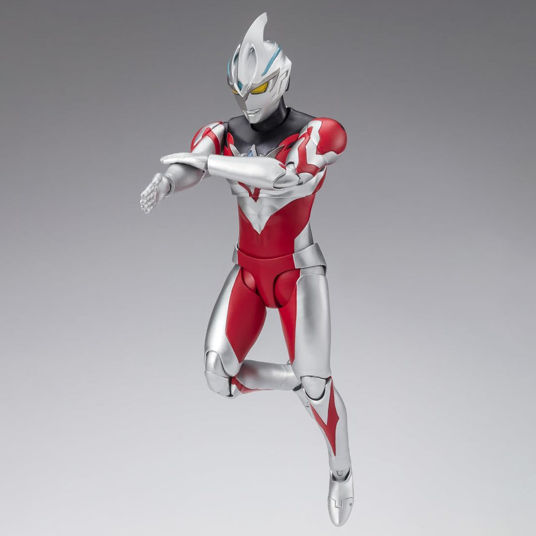 ULTRAMAN S.H. Figuarts: ULTRAMAN ARC